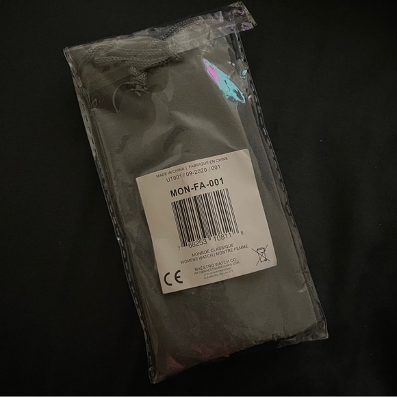 Monroe Rose Gold Watch (brand new in packaging [BNIP]) - Picture 3 of 3